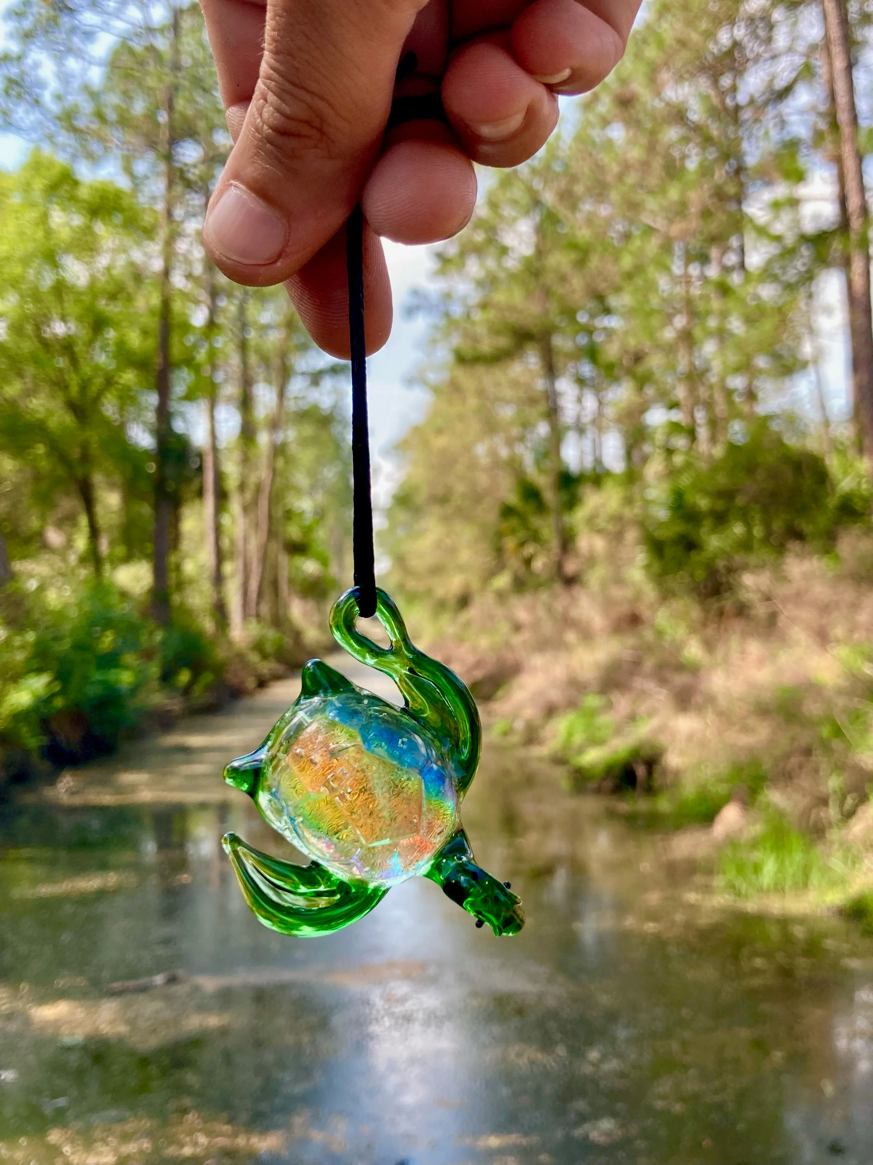 Hanging Dichroic Sea Turtle Cremation Ash Figurine