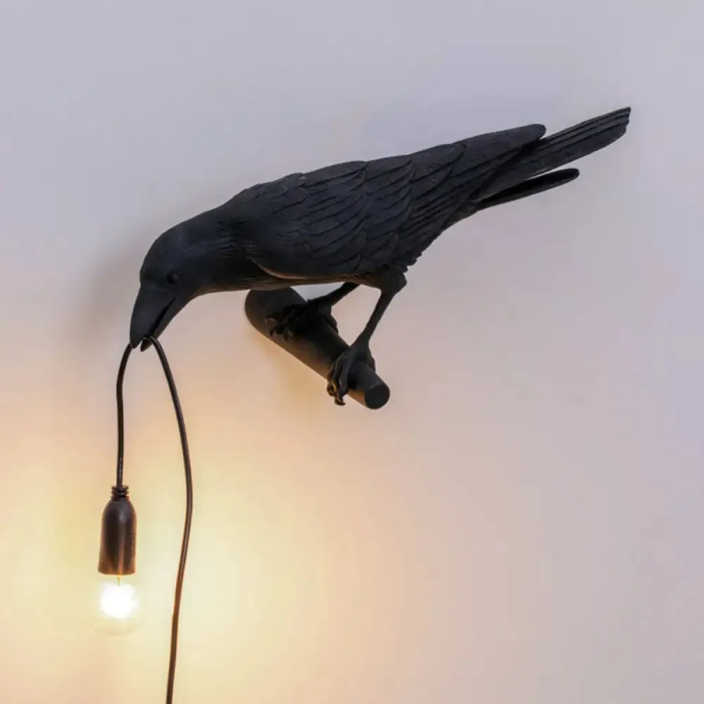 Raven Resin Wall Sconce: Artistic 1-Head Lamp with Exposed Bulb Design