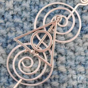 Wizard Shawl Pin - Charmed Fandoms Silver